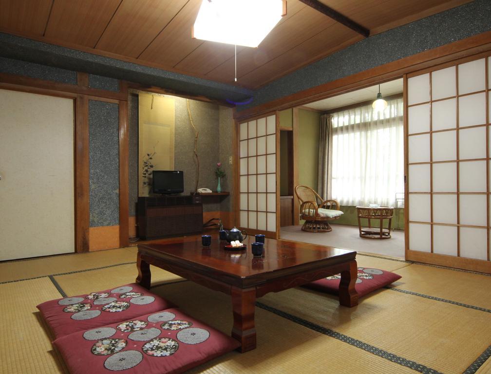 Yokokura Ryokan Наґано Екстер'єр фото